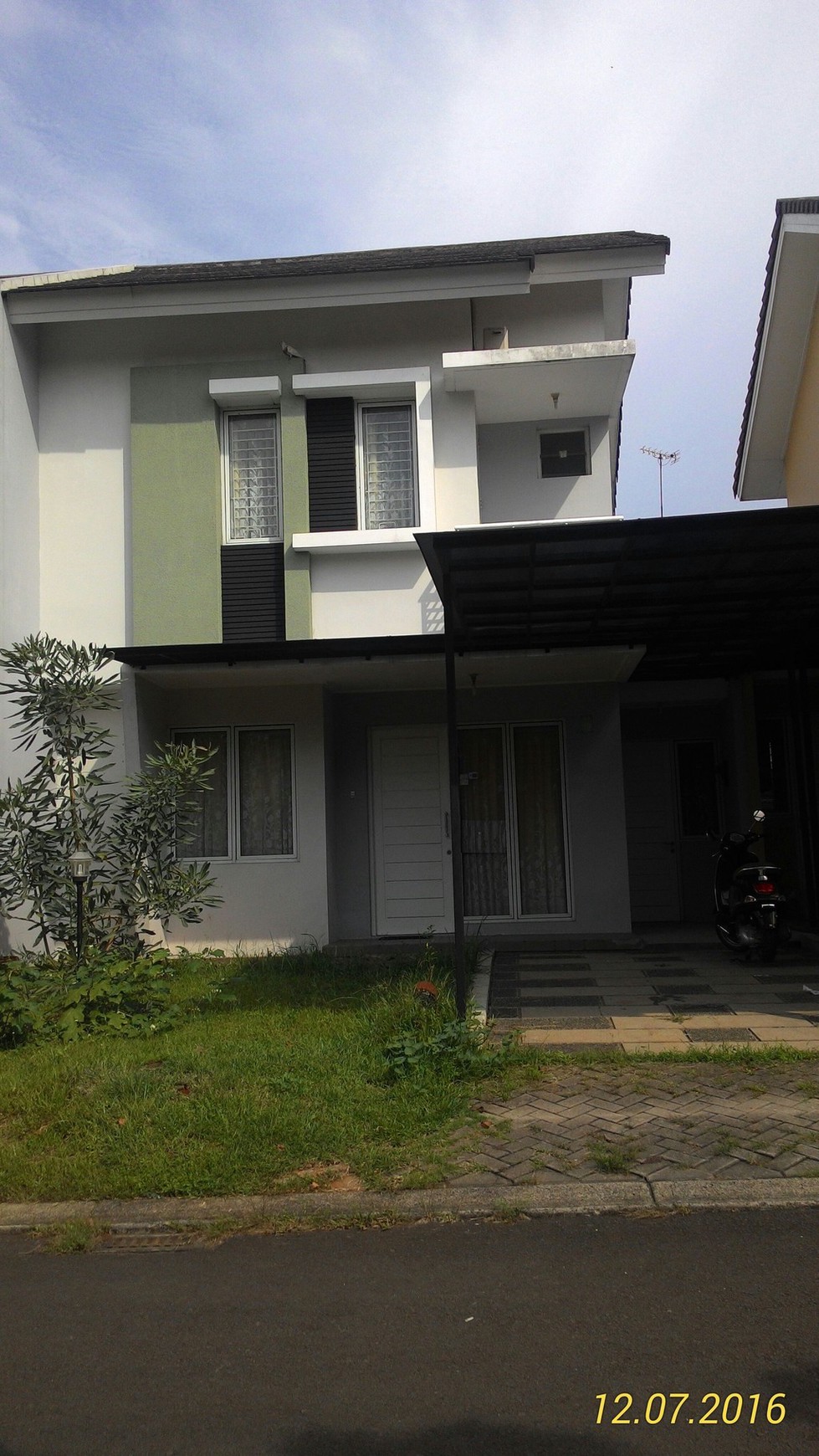 DI SEWAKAN RUMAH SEMI FURNISH DI PAVILION RESIDENCE, BSD