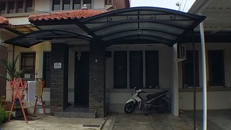 Dijual Rumah Taman Parahyangan - Lippo Karawaci