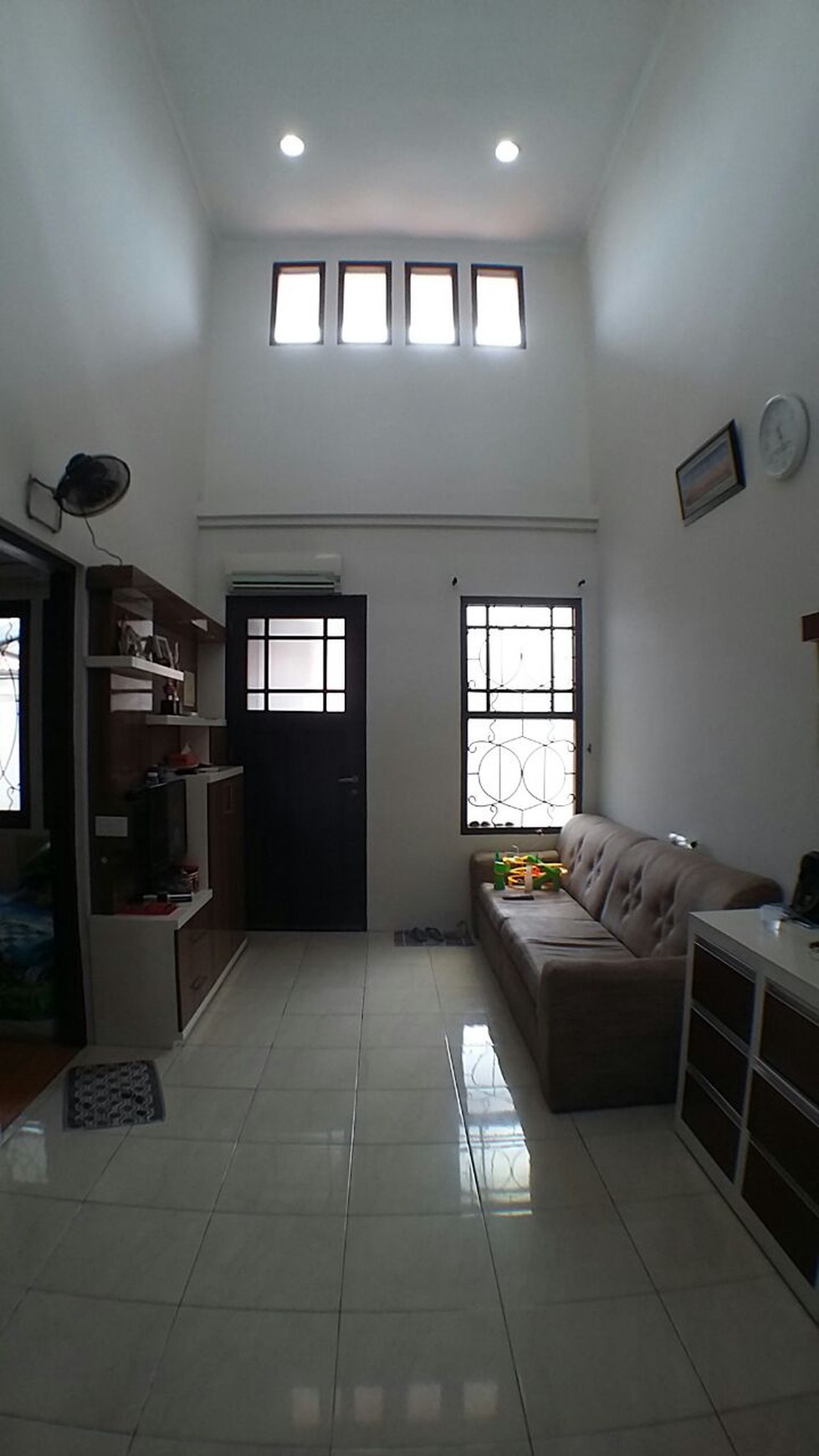 Dijual Rumah Taman Parahyangan - Lippo Karawaci