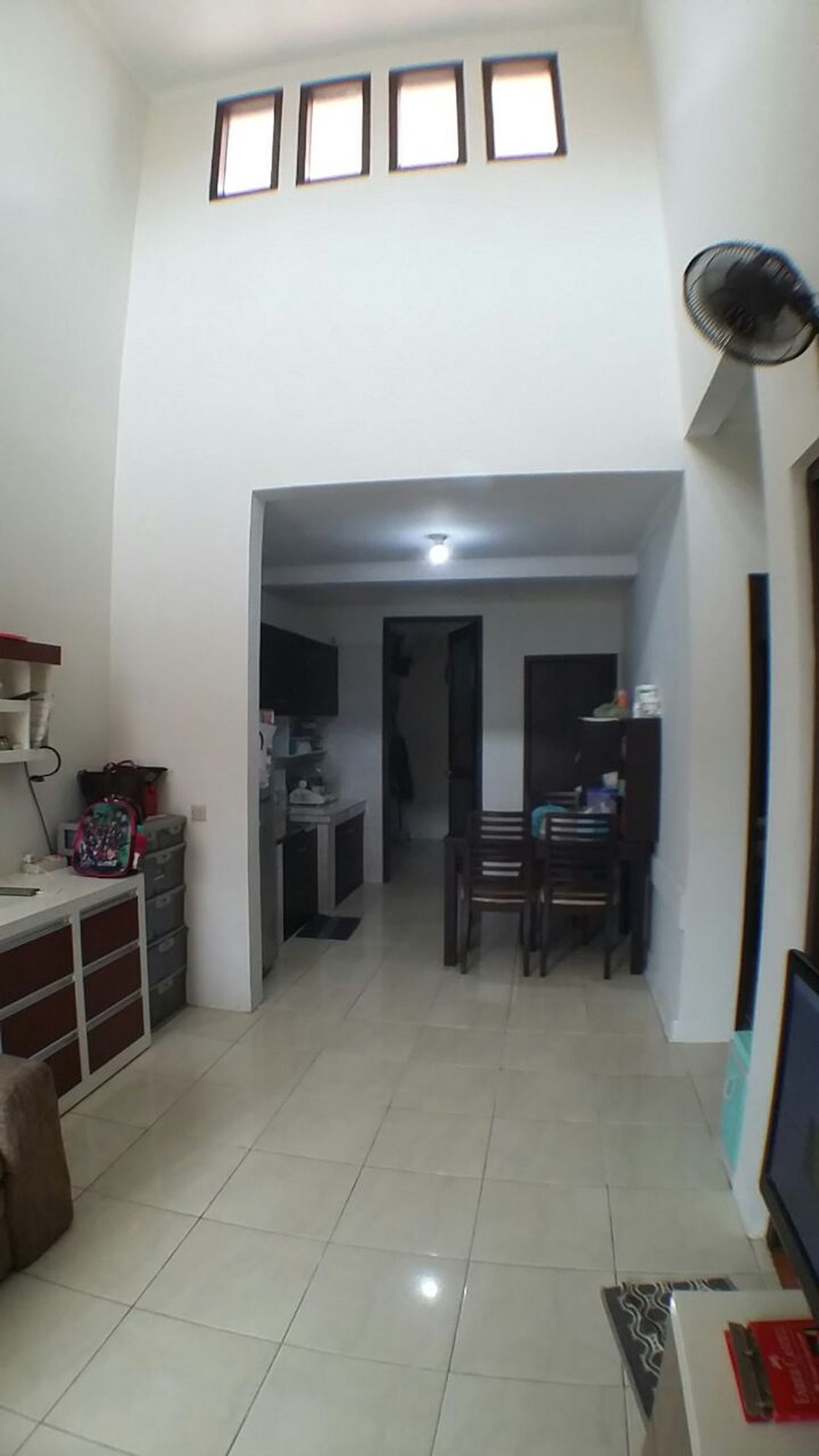 Dijual Rumah Taman Parahyangan - Lippo Karawaci