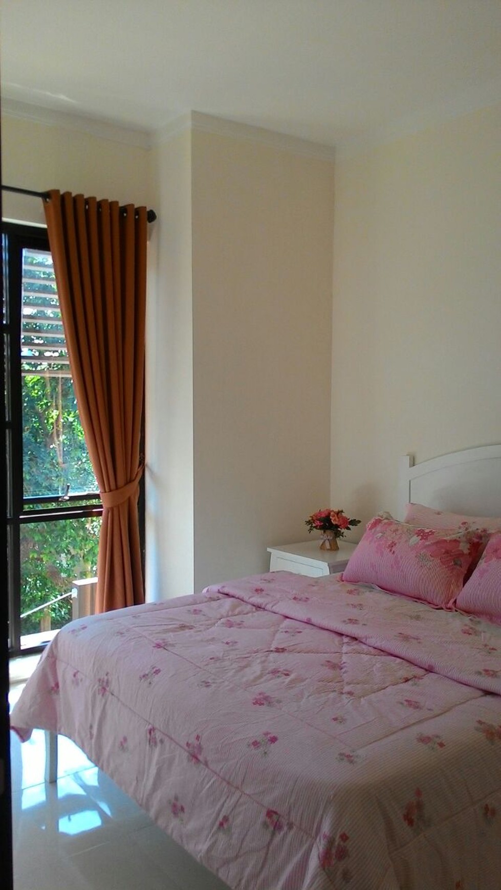 Rumah Baru Full Furnist,dekat tol,sekolah international,Mall.....Discovery Oke