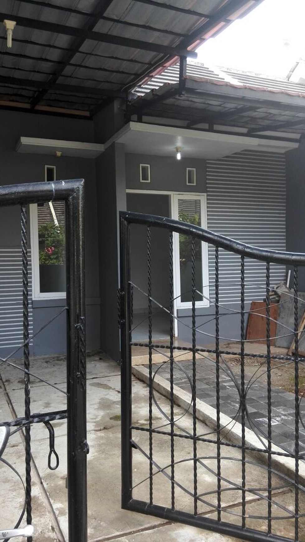 Rumah sudah renovasi,Bagus di Bekasi