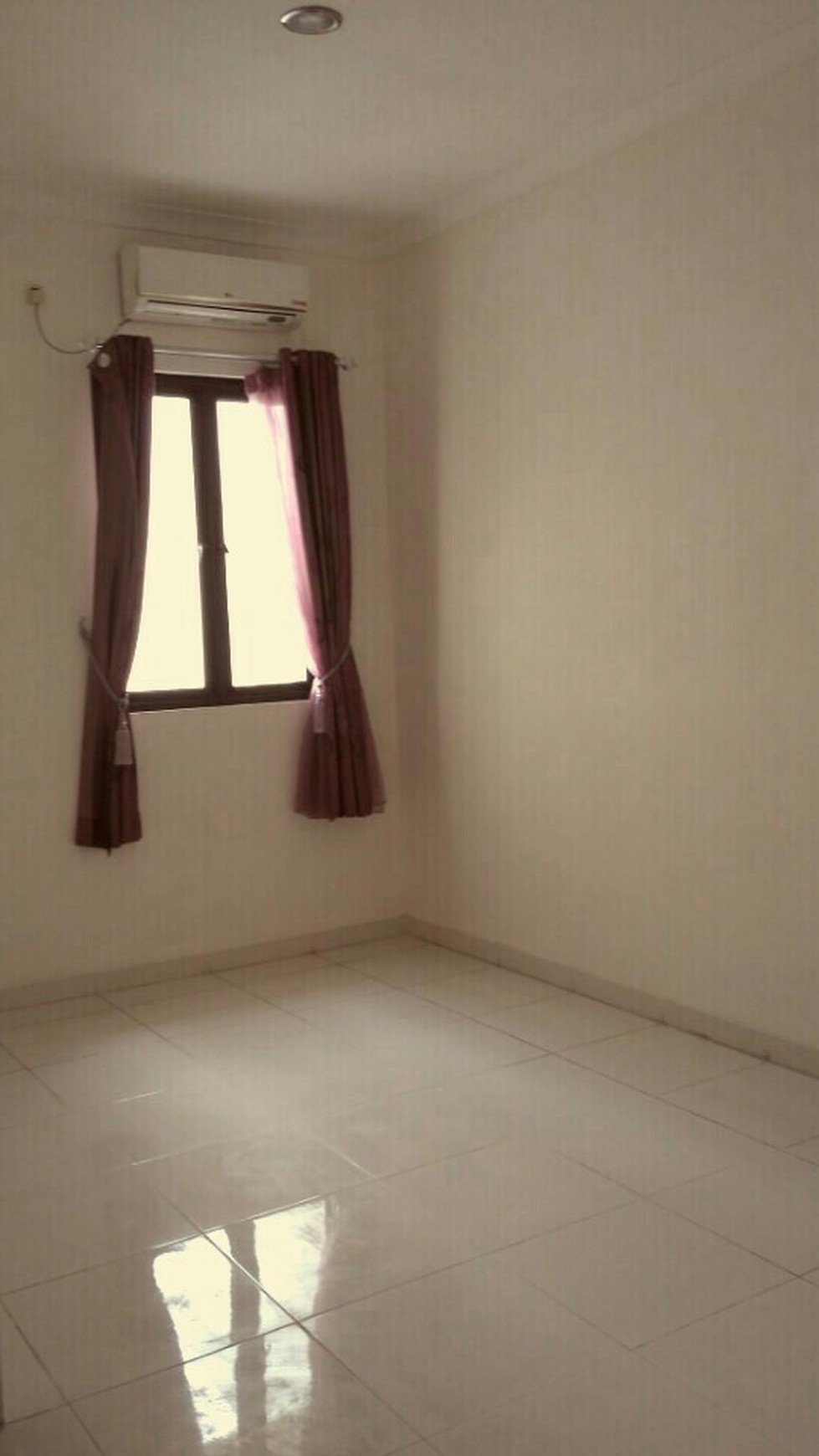 Rumah Cantik siap huni di Puspita Loka