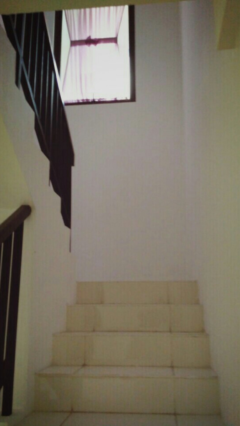 Rumah Cantik siap huni di Puspita Loka