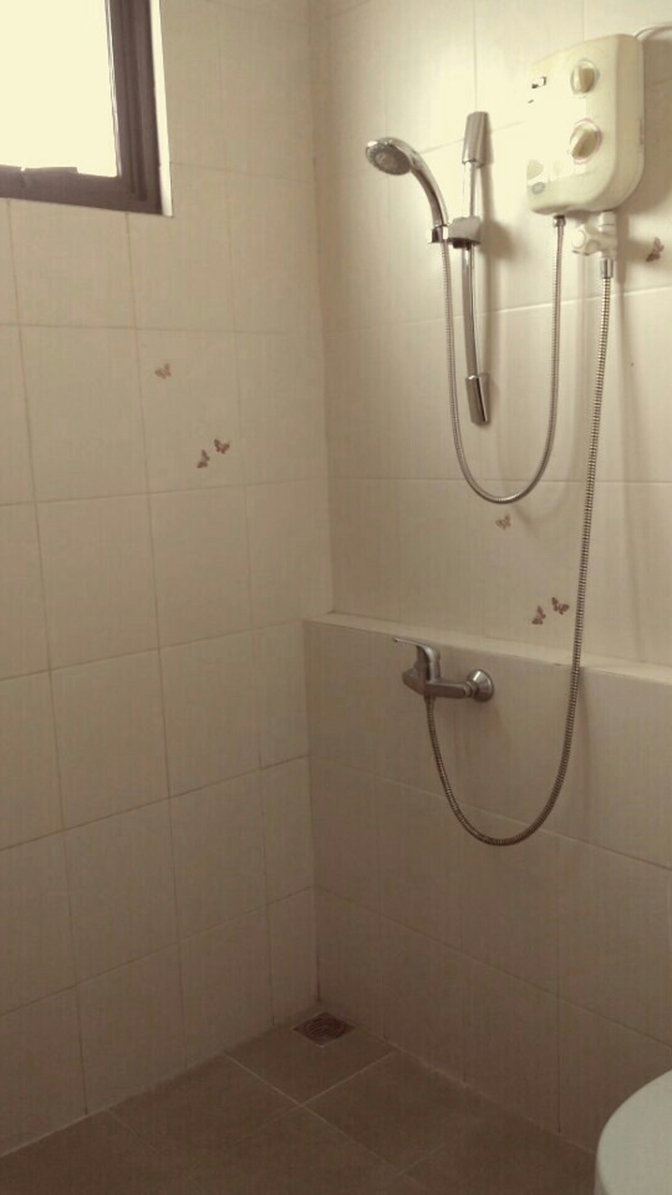 Rumah Cantik siap huni di Puspita Loka