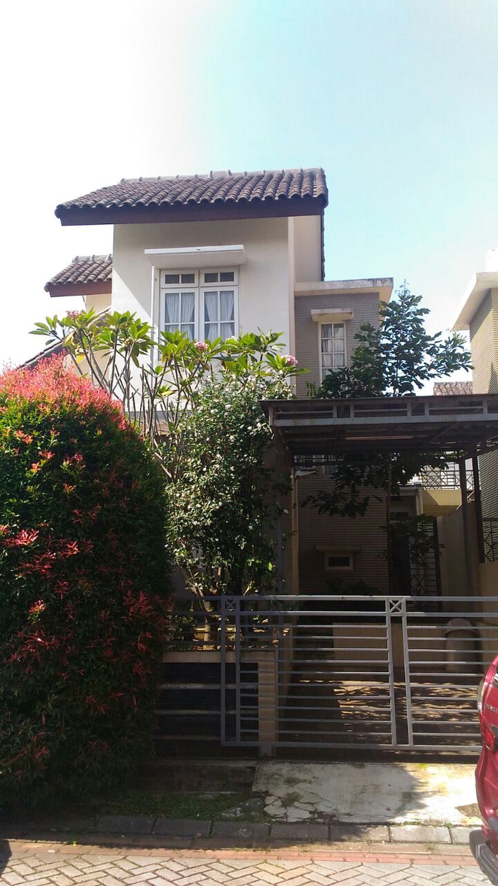 Bogor Nirwana Residence Rumah cantik asri.