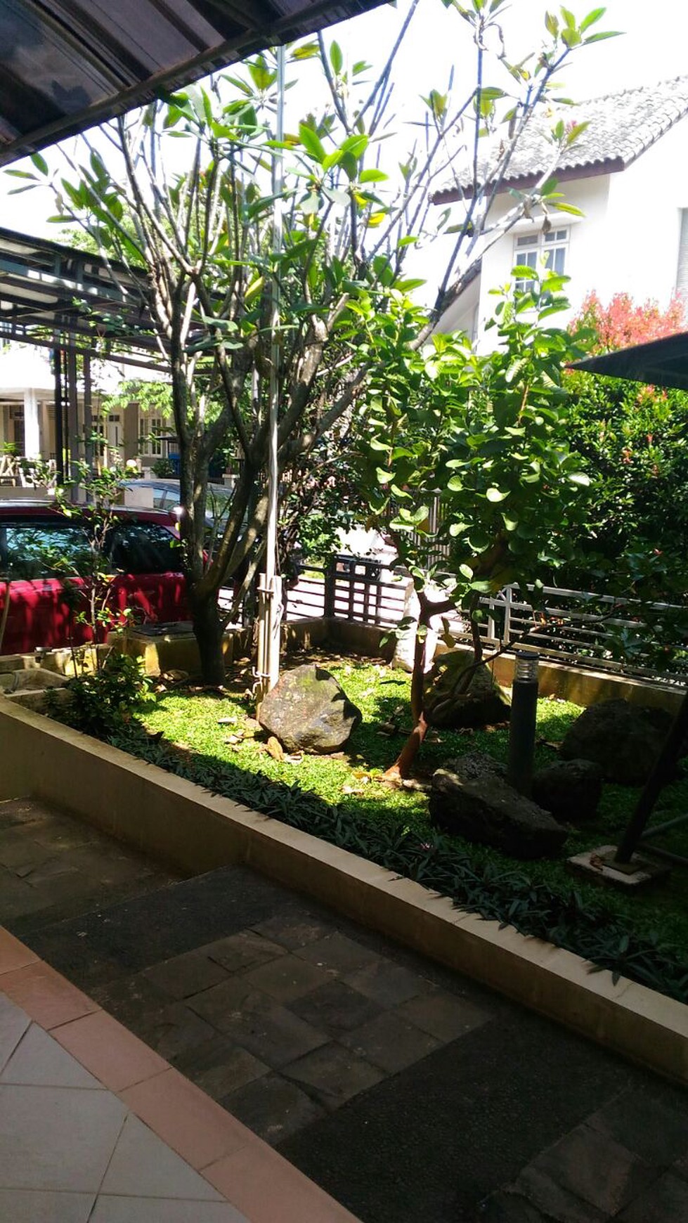 Bogor Nirwana Residence Rumah cantik asri.