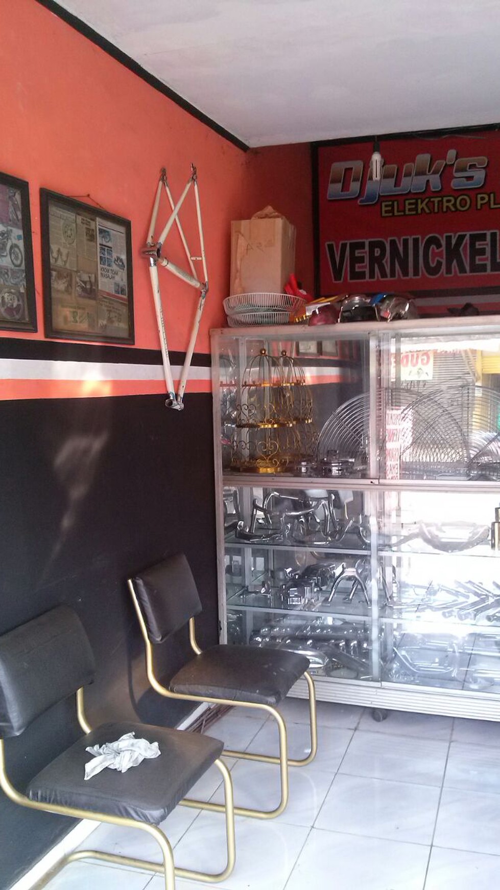 Kios di Lebak Bulus, Lokasi strategis