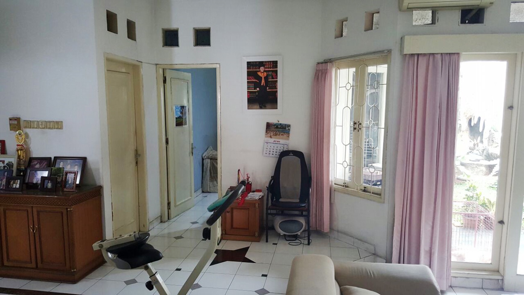 Rumah Tepi Jalan Cocok Untuk Usaha
