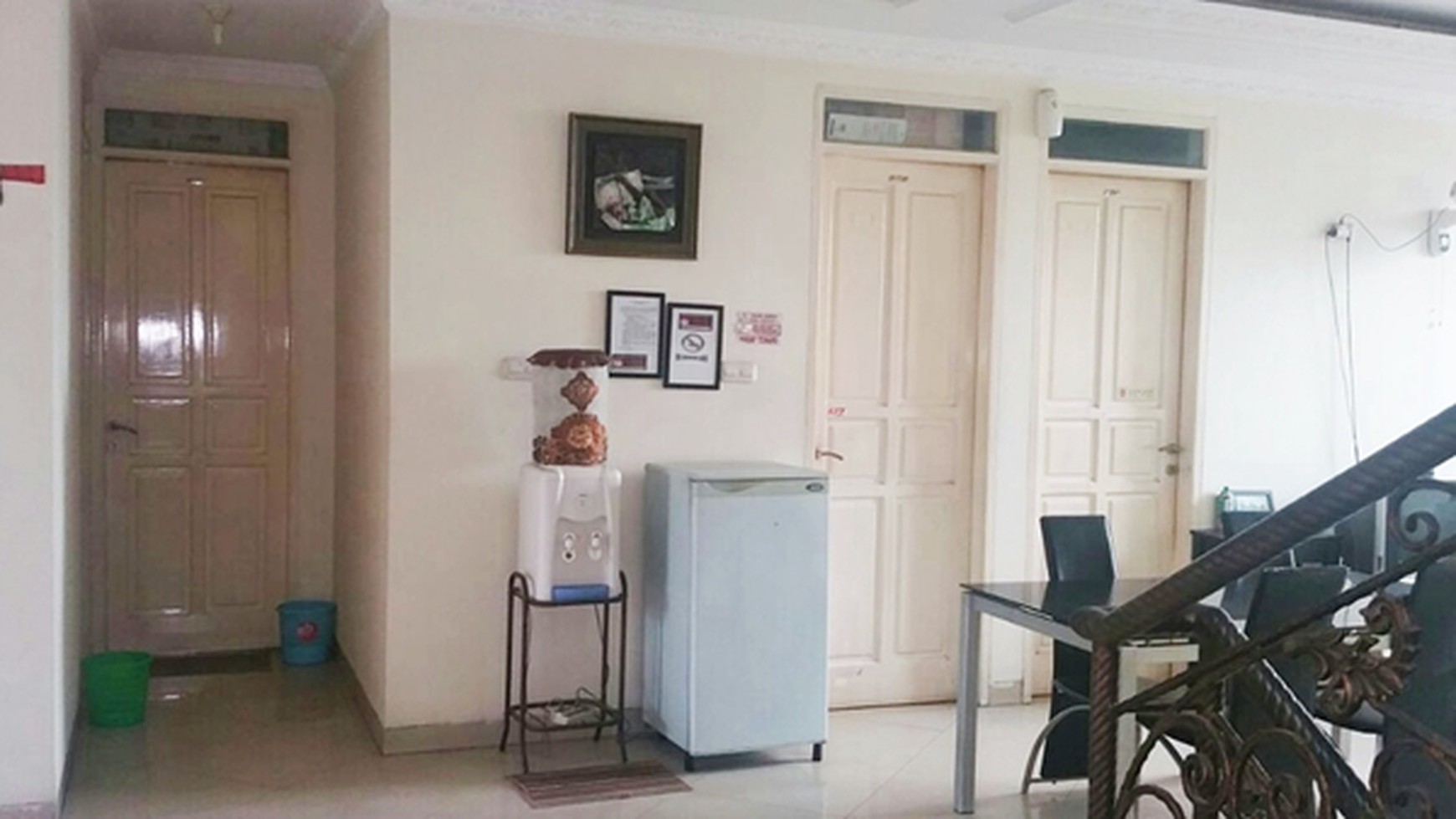 Rmh Kost BAGUS + MURAH 3 Lantai, Nyaman, Strategis, Dkt Pusat Kuliner Di ANGGREK LOKA BSD