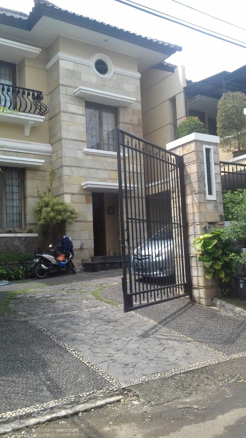 Rumah Minimalis,Bagus,di Bintaro Jaya sektor 7