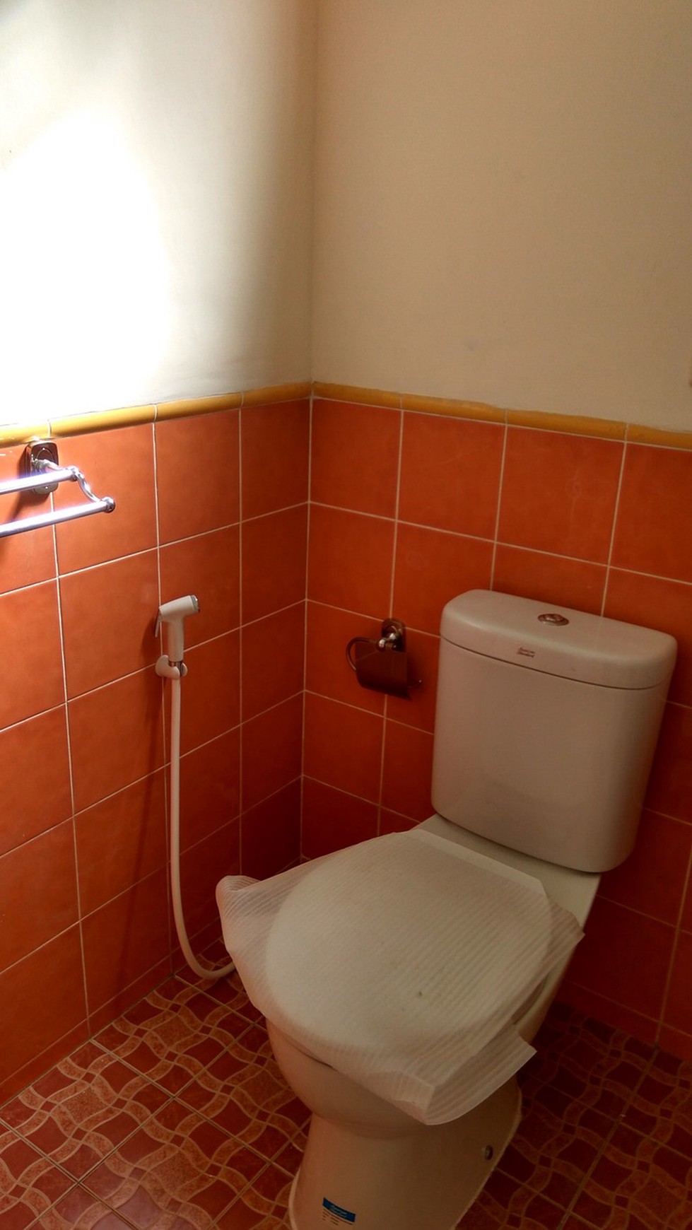 Disewakan Rumah Taman Spain - Lippo Karawaci