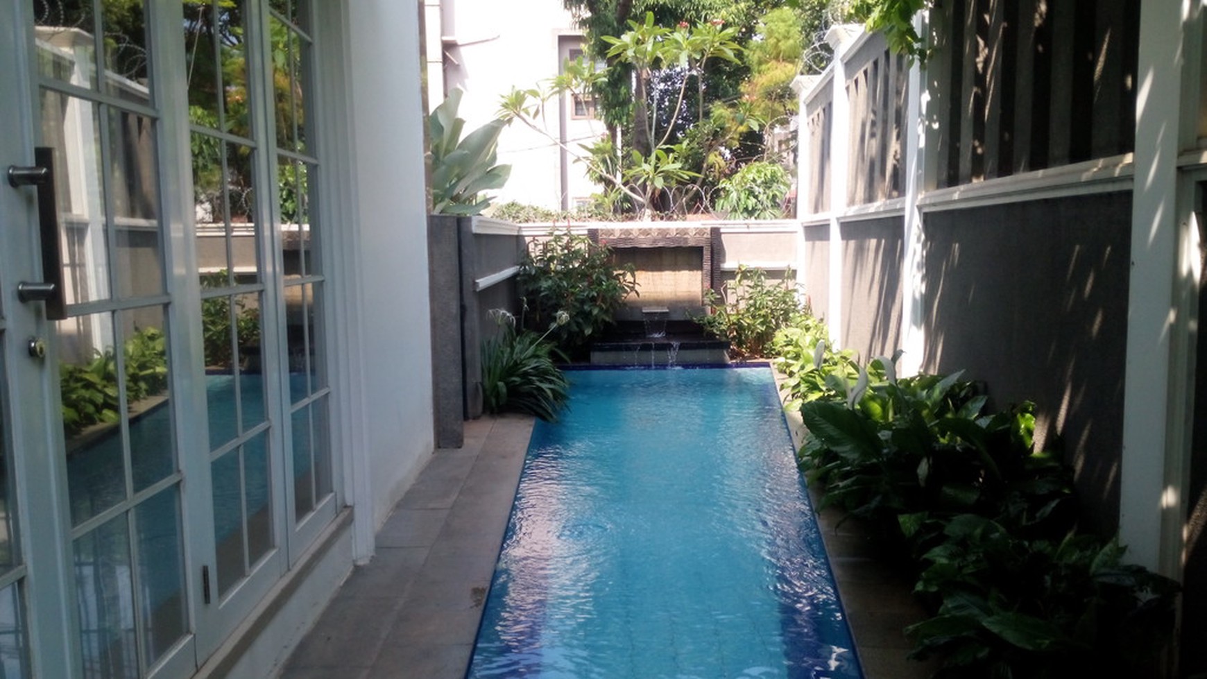 DISEWA Rumah Baru di Komp MA Ampera