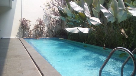 Expatriat complex in antasari raya