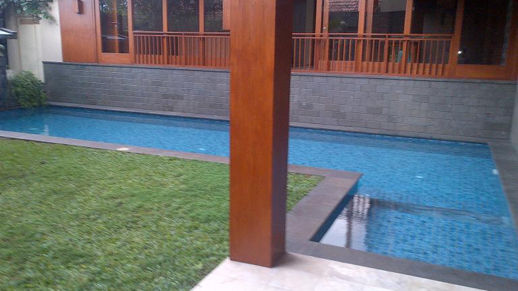 Western House Style in Cipete