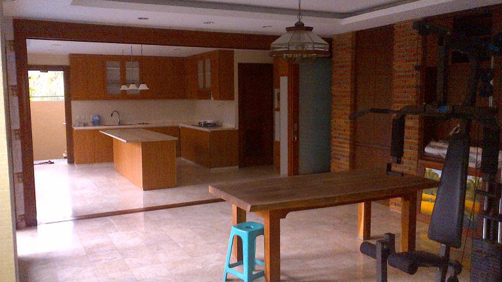 Western House Style in Cipete