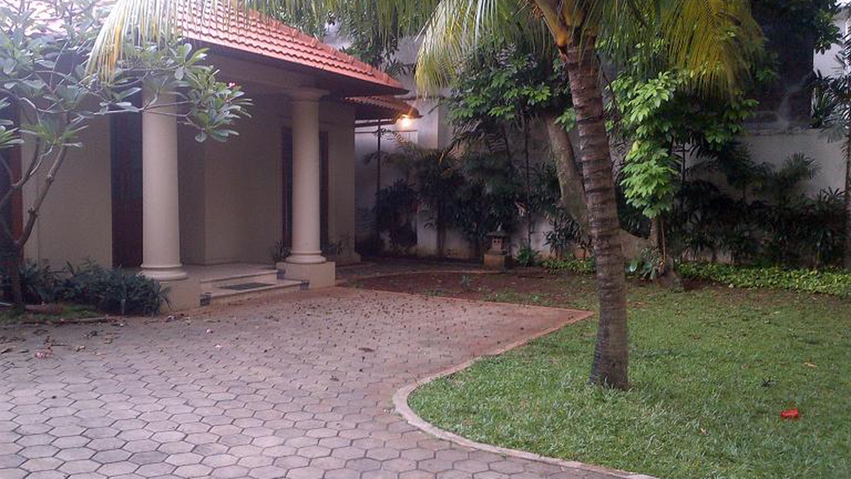 Good House and Modern Style in Cipete