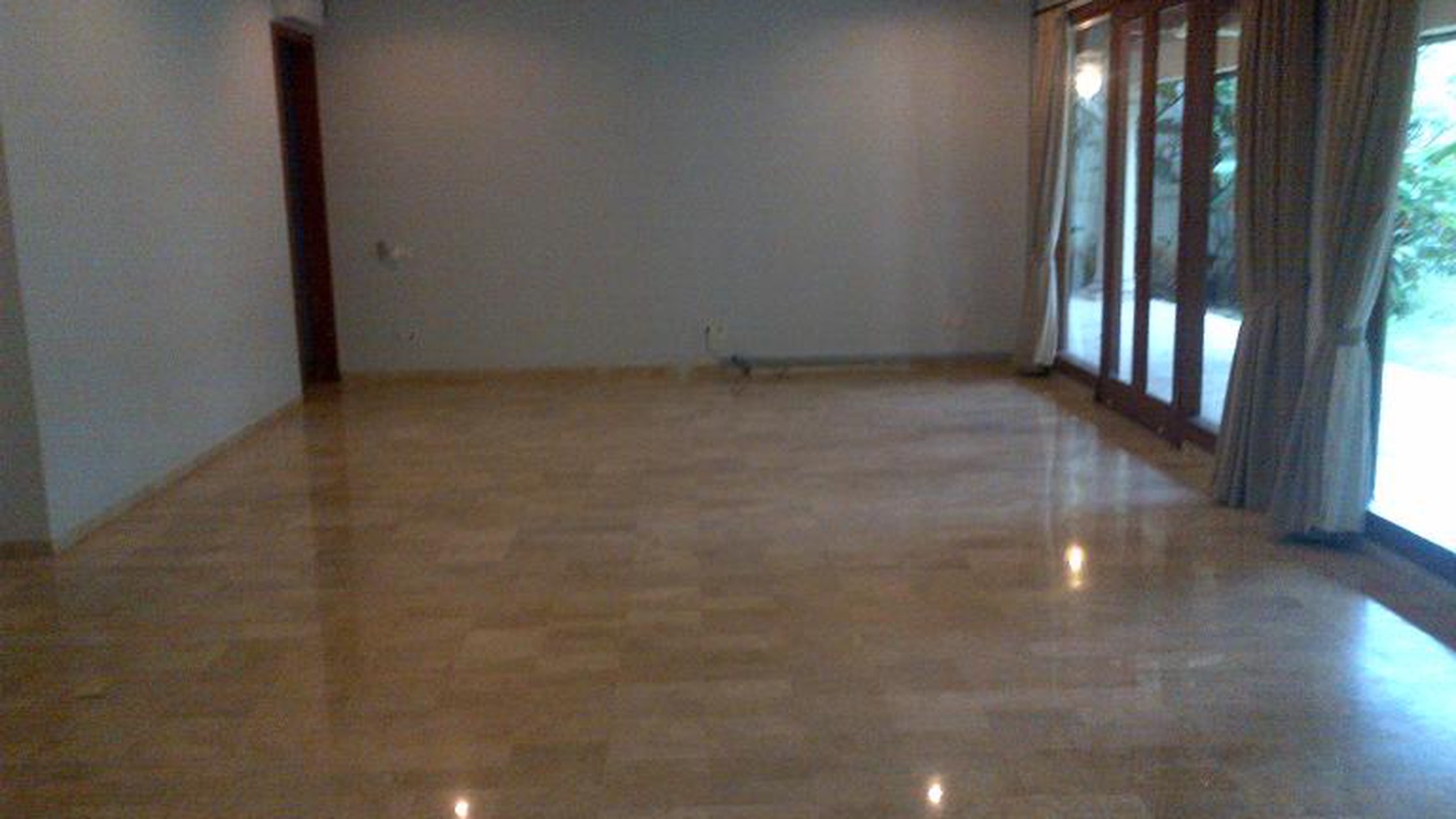 Good House and Modern Style in Cipete