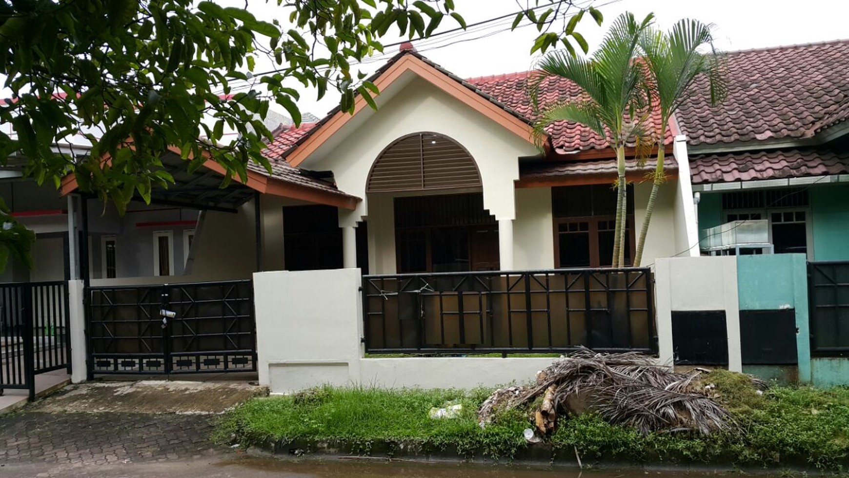 Rumah siap huni di Melati Mas Residence