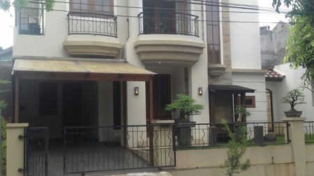 Rumah Bagus di Bintaro 9