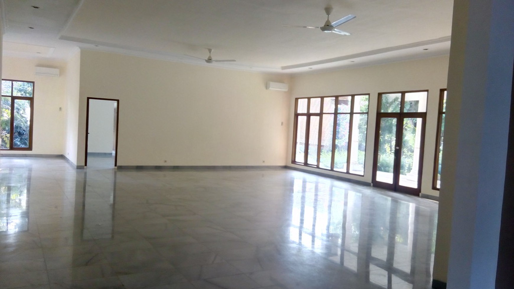 Big House..big Pool...spacious garden ..big Opportunity....quiet Area...