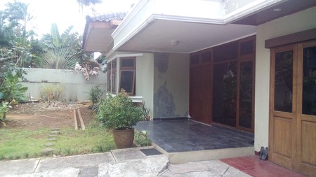 Homey And Lovely House In Kemang