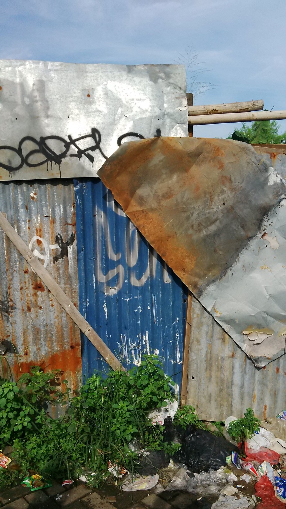 Tanah di Samping Baliview Cirendue