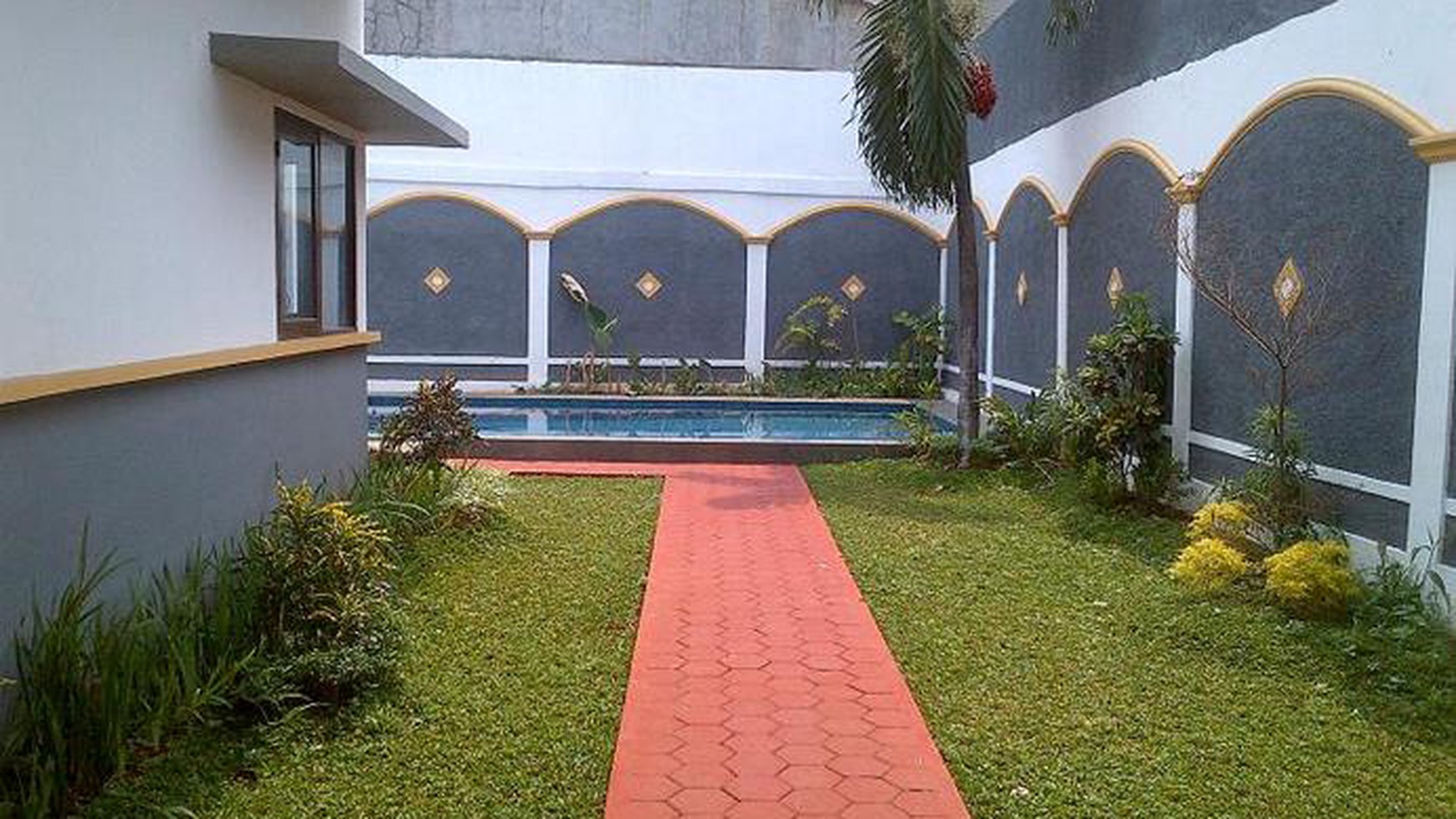 Rent The Nice House at Kemang