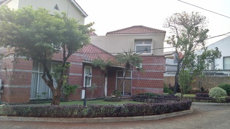 Great Townhouse in Great Location of Kemang