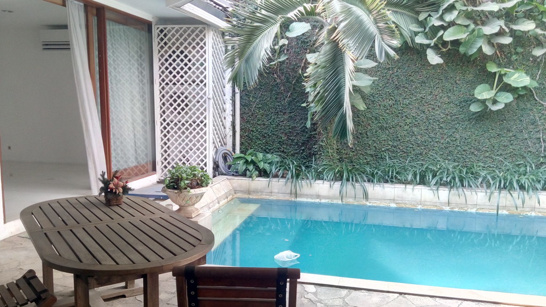 Bright and Simple House in Kemang