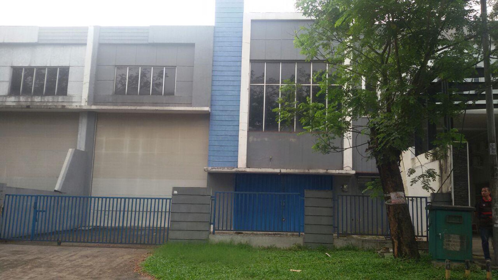 Gudang siap usaha di Taman Tekno