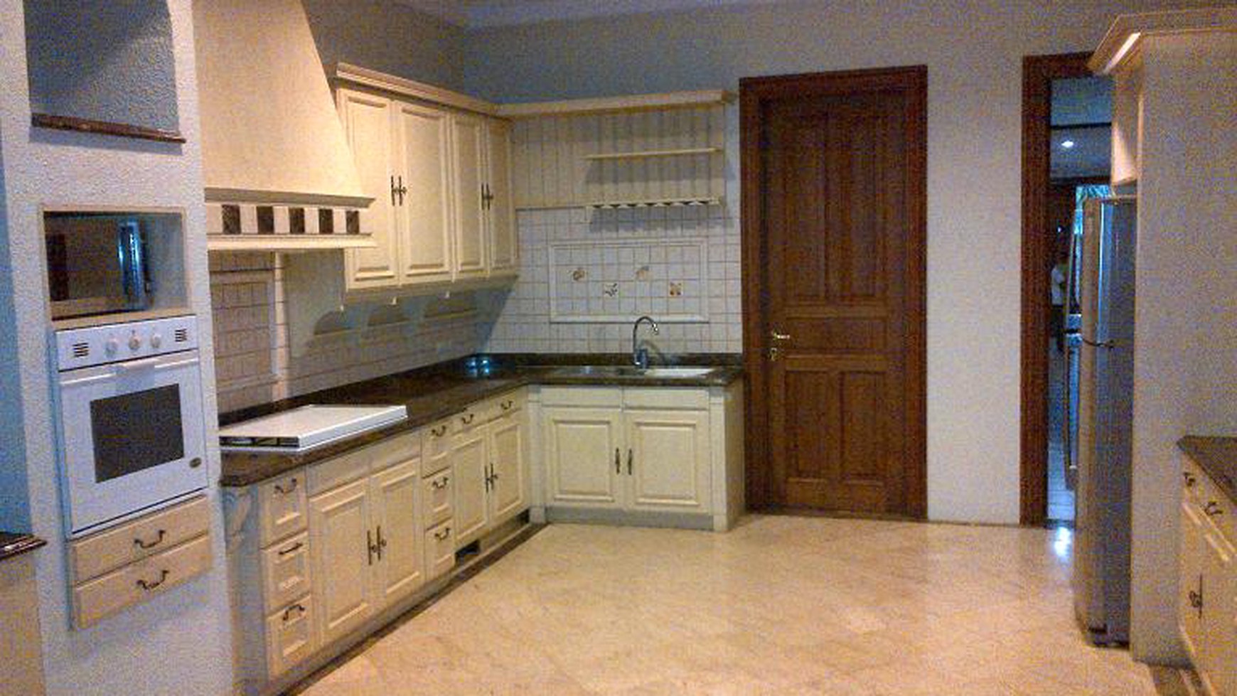 Comfortable and Beautiful House in area kemang