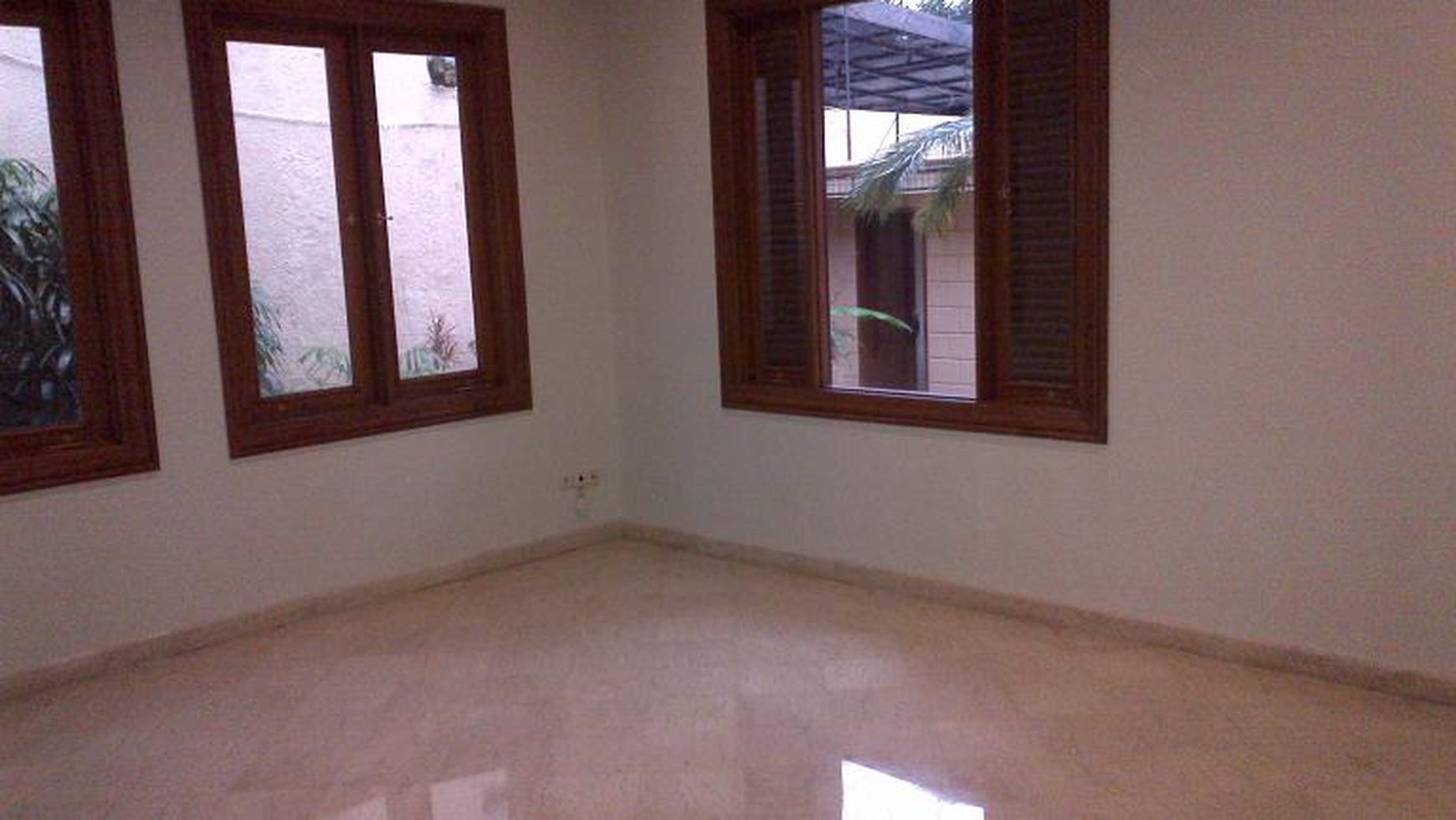 Comfortable and Beautiful House in area kemang