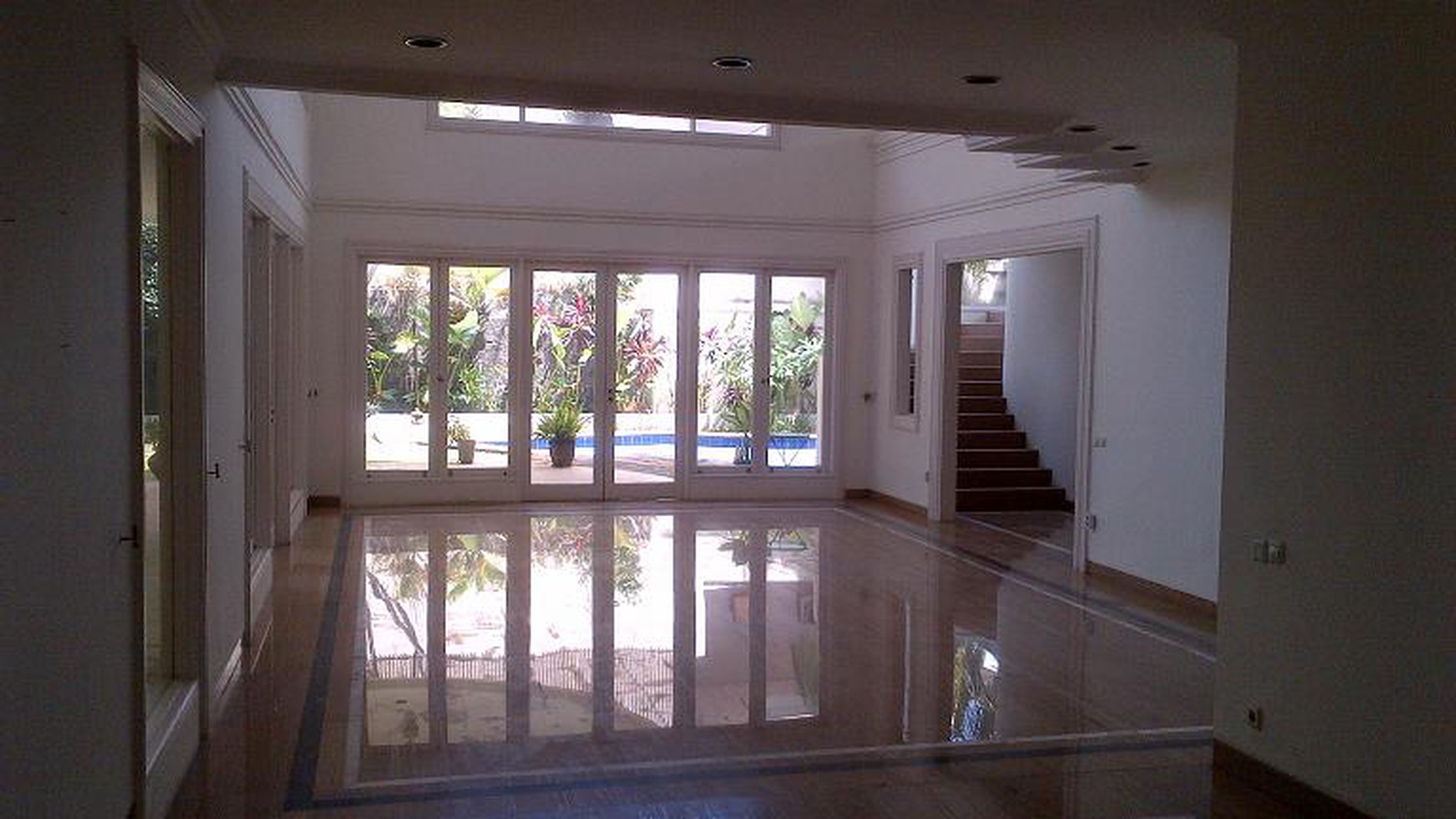 Luxury and Nice House for Expatriat at Kuningan Area