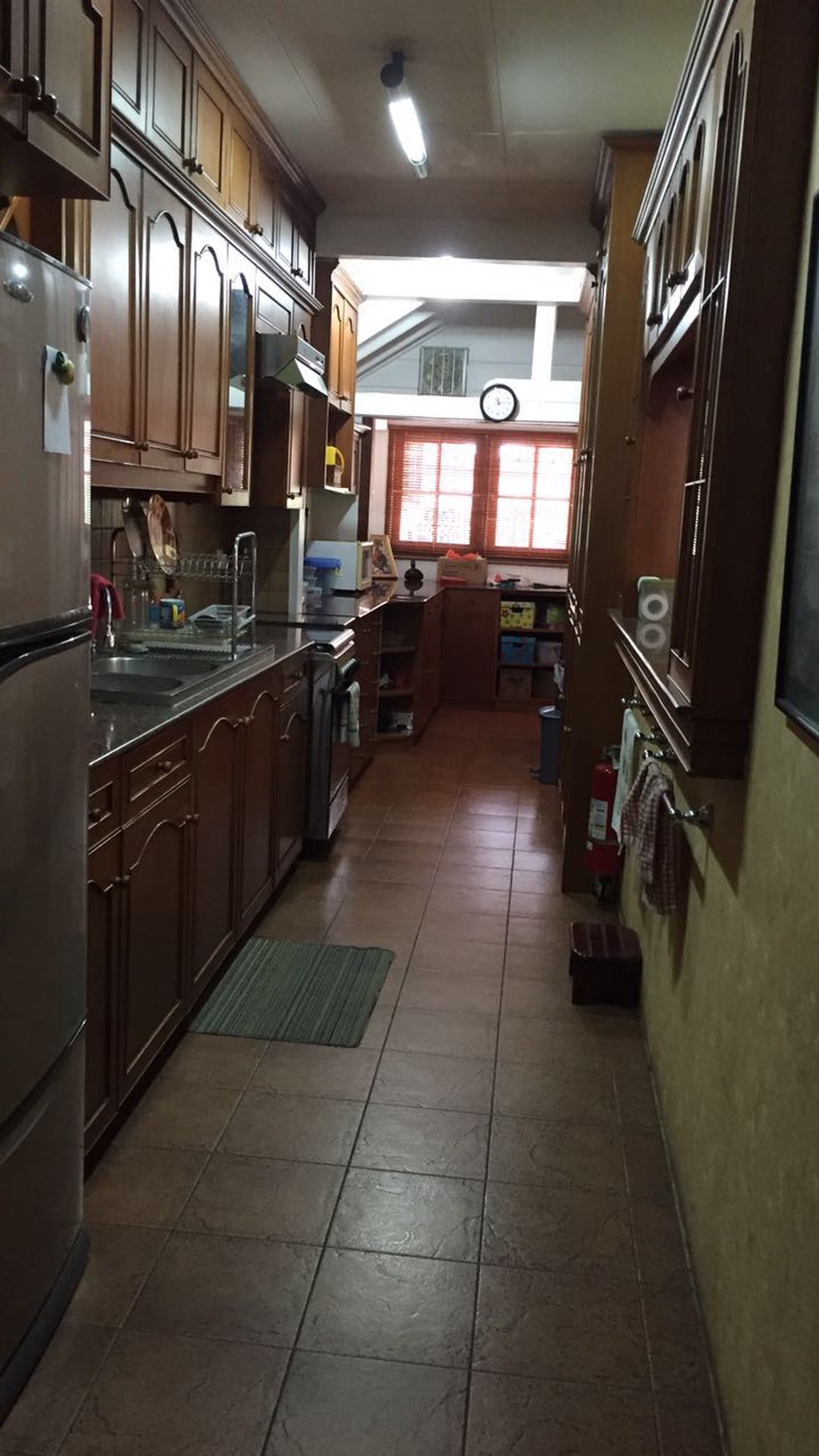 Rumah Asri Siap Huni Ada Kolam Renang