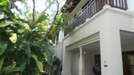 beautiful town house in the prime area of Kemang