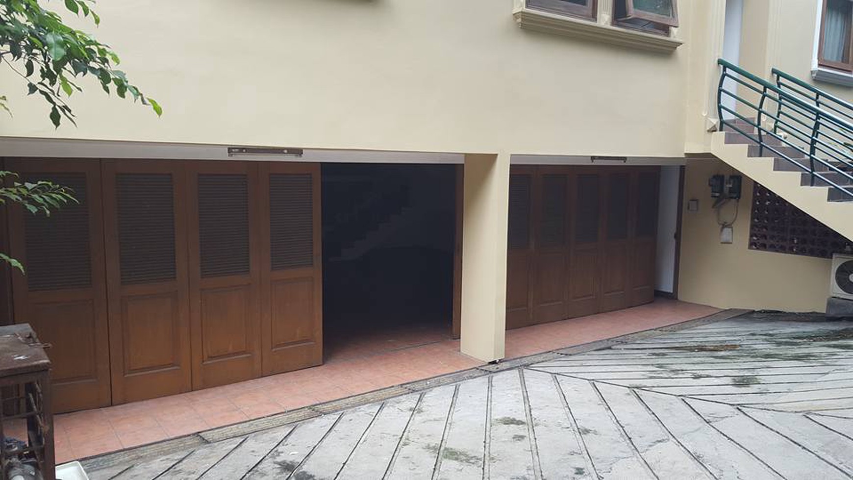 Town House Villa Kemang Hijau