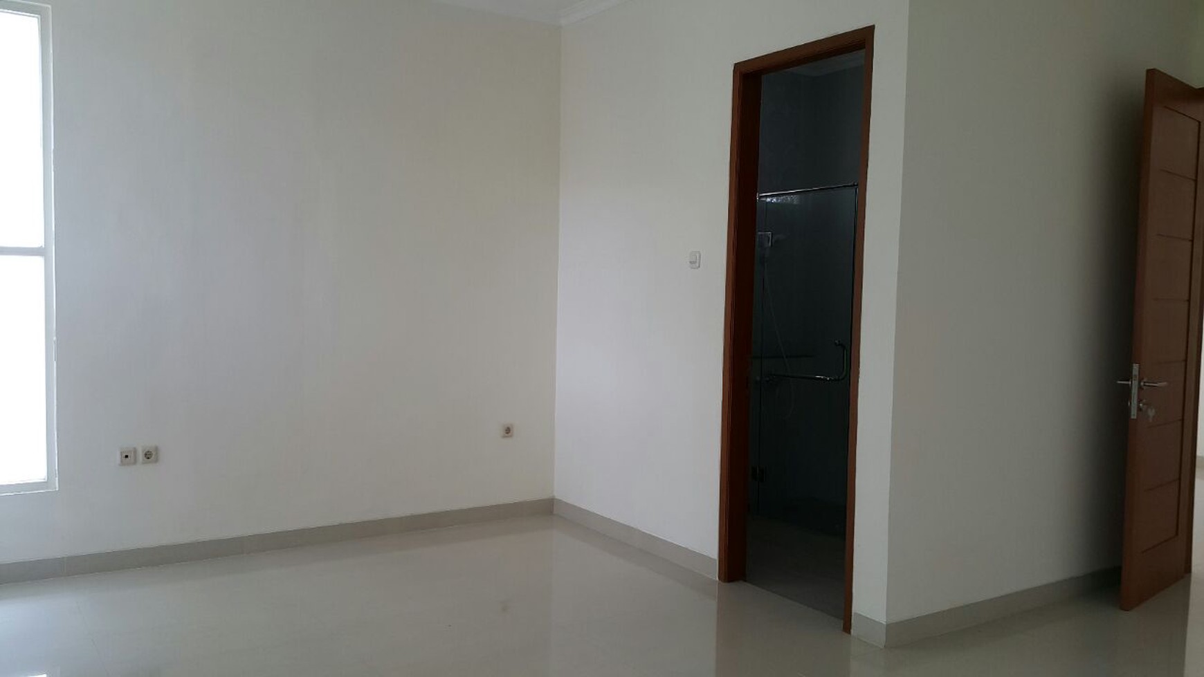 Dijual Rumah di Taman Diponegoro - Lippo Karawaci