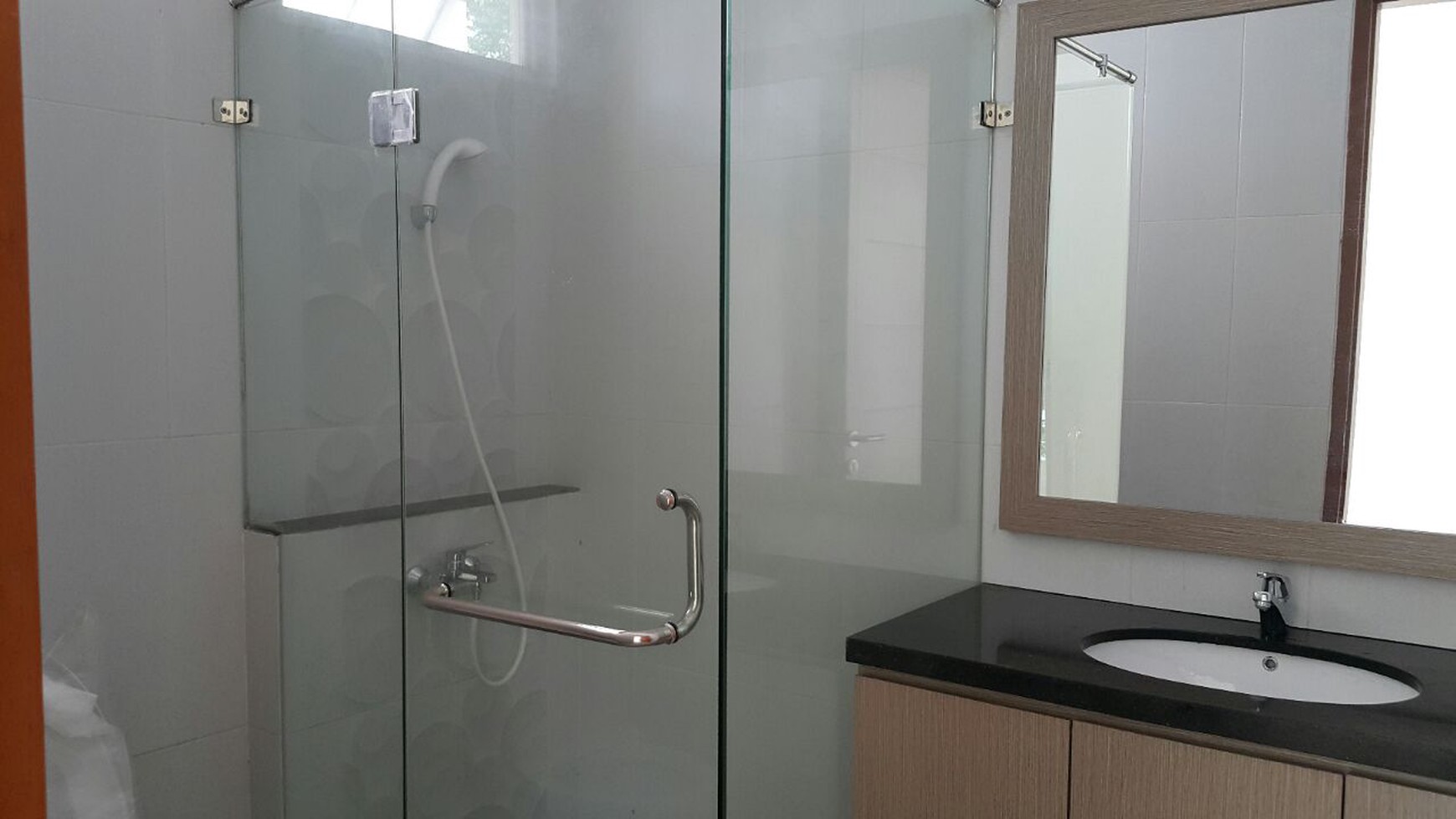 Dijual Rumah di Taman Diponegoro - Lippo Karawaci