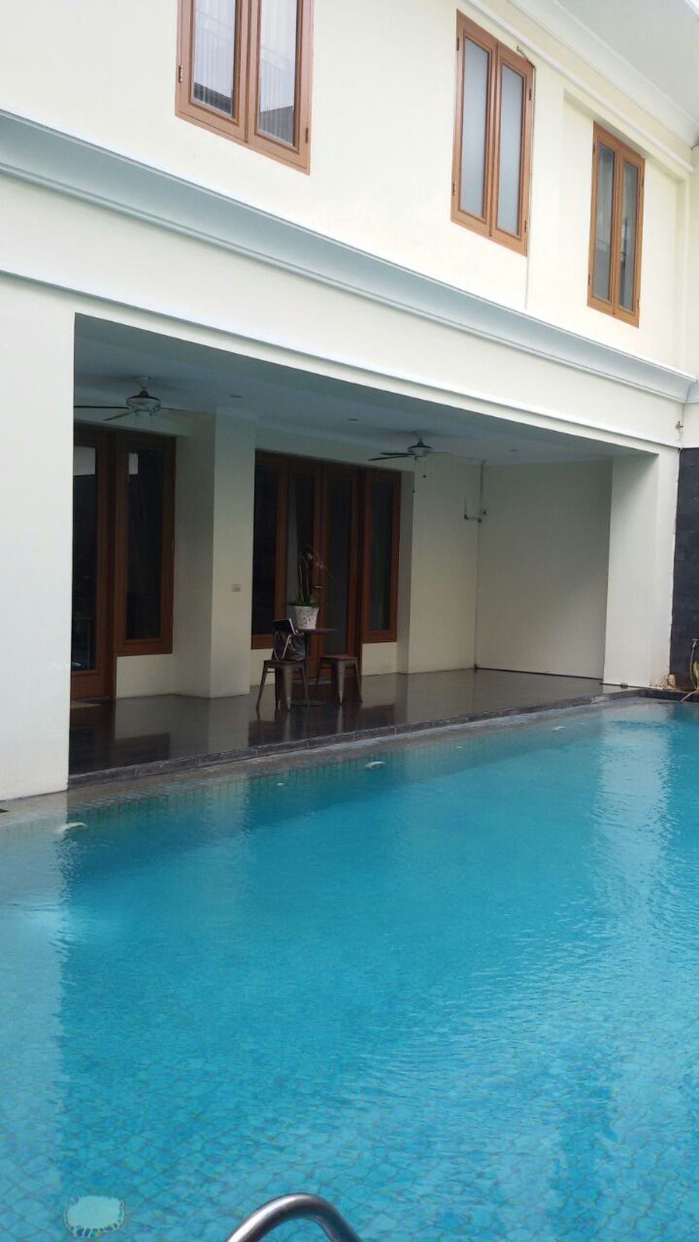 Rumah Minimalis,Asri di Pondok Indah Jakarta Selatan