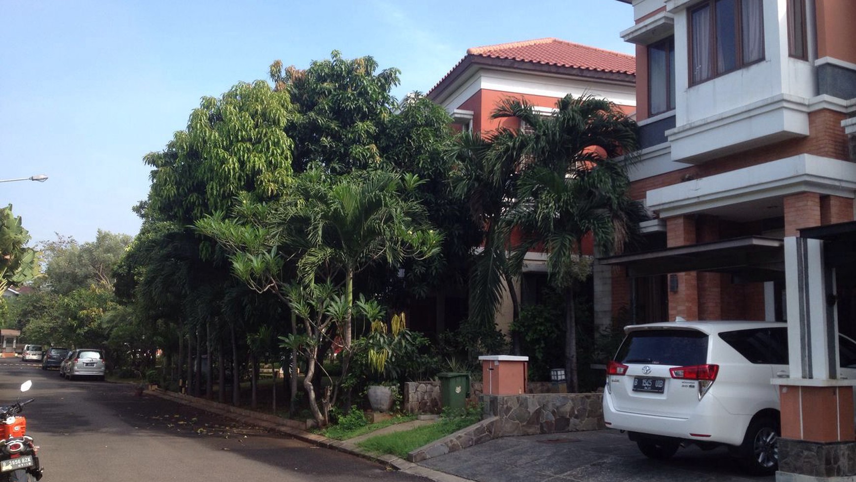 Hunian 2 lantai , Cluster , Harga Nego di Kelapa Gading