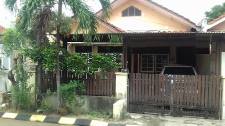 Rumah siap huni,nyaman di Graha Raya Bintaro