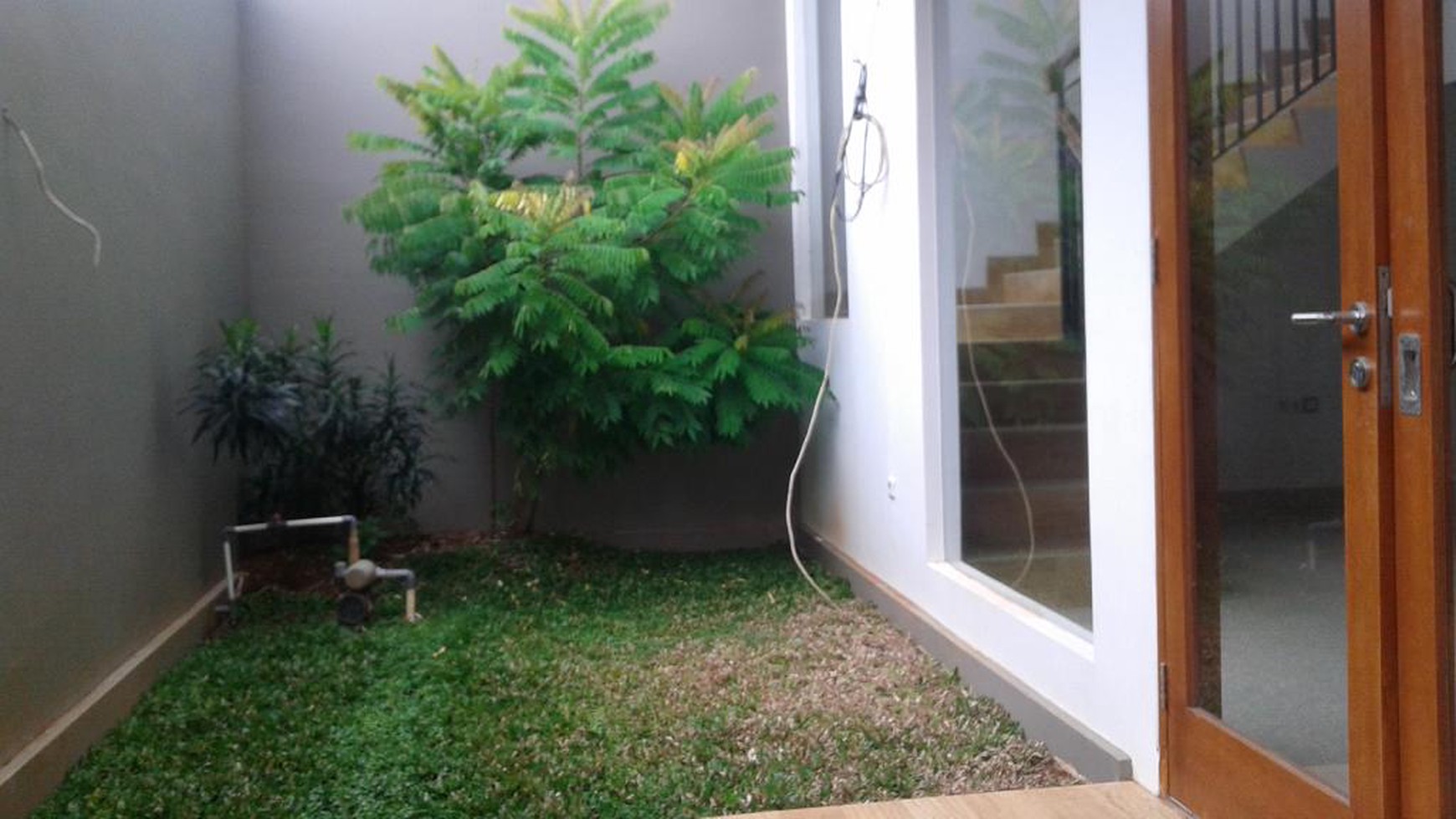 Rumah ekslusive 2lantai, dibangun dari material terbaik, view bagus nyamannya maksimal.