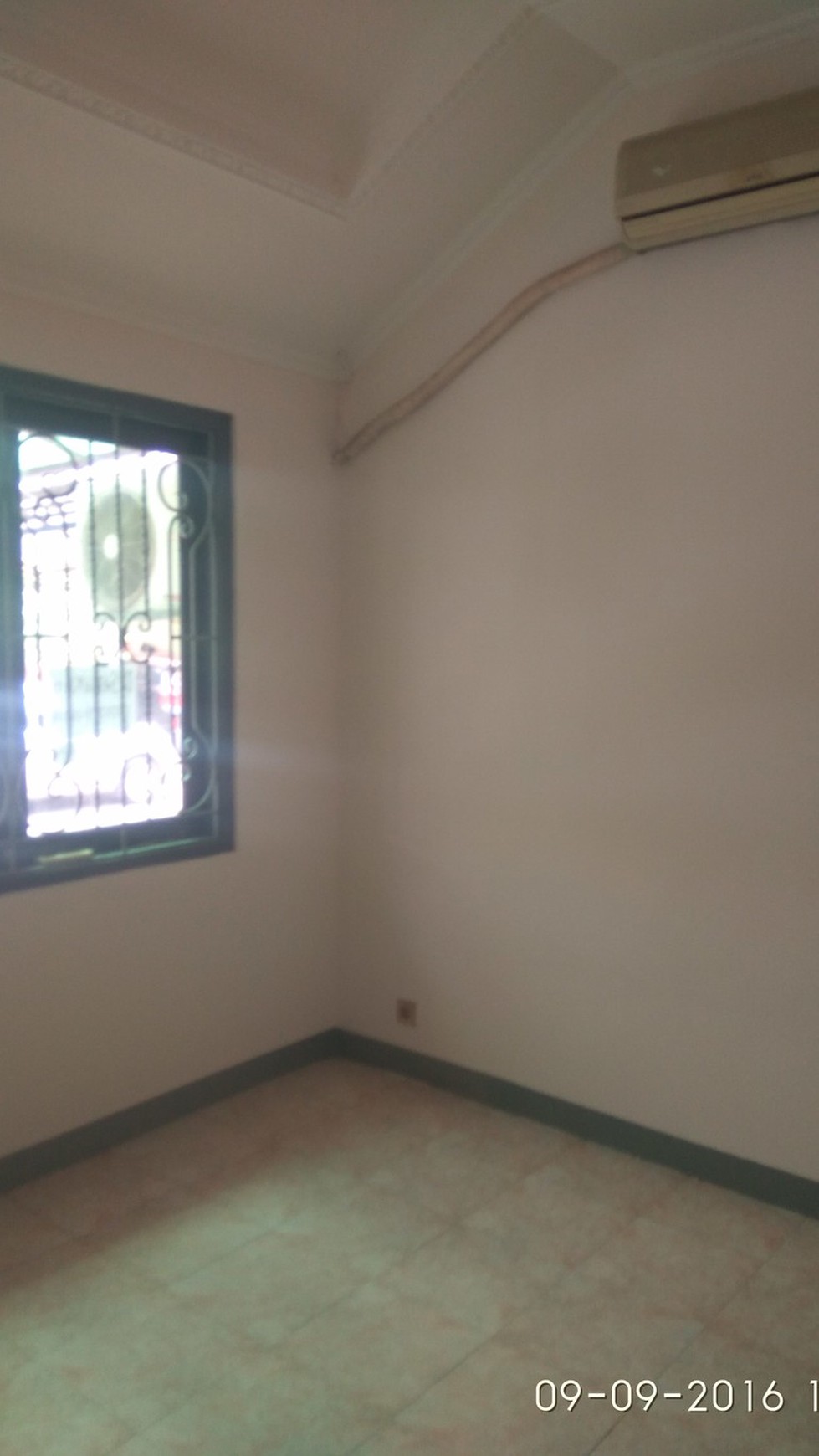 Disewakan Rumah di Taman Ubud Permai - LIppo Karawaci