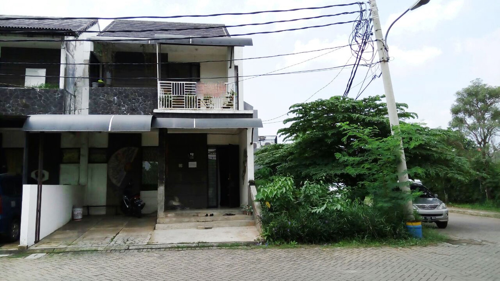 Rumah Nyaman dan Siap Huni di kawasan ciledug, tangerang