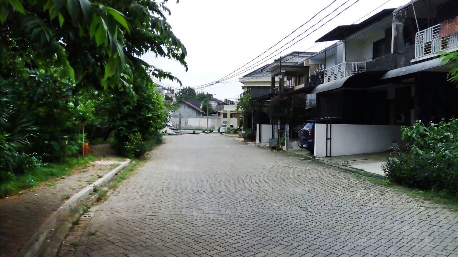 Rumah Nyaman dan Siap Huni di kawasan ciledug, tangerang