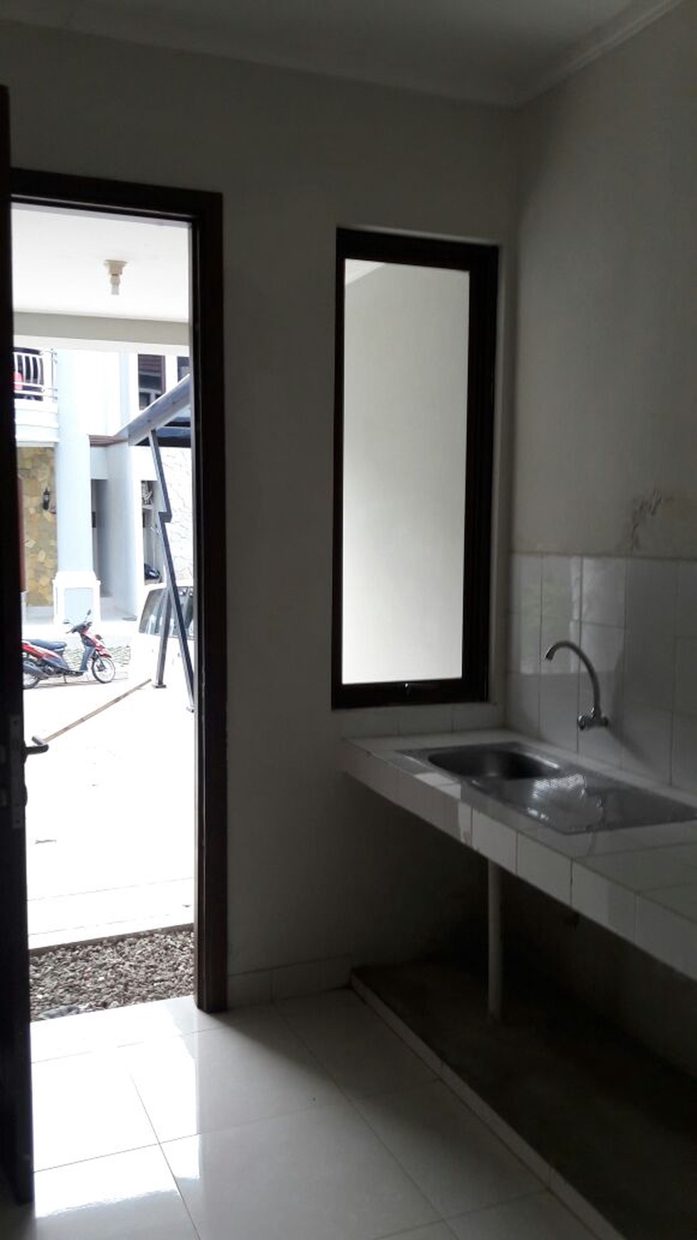 Rumah minimalis dalam cluster,Bagus di Bintaro sektor bintaro9