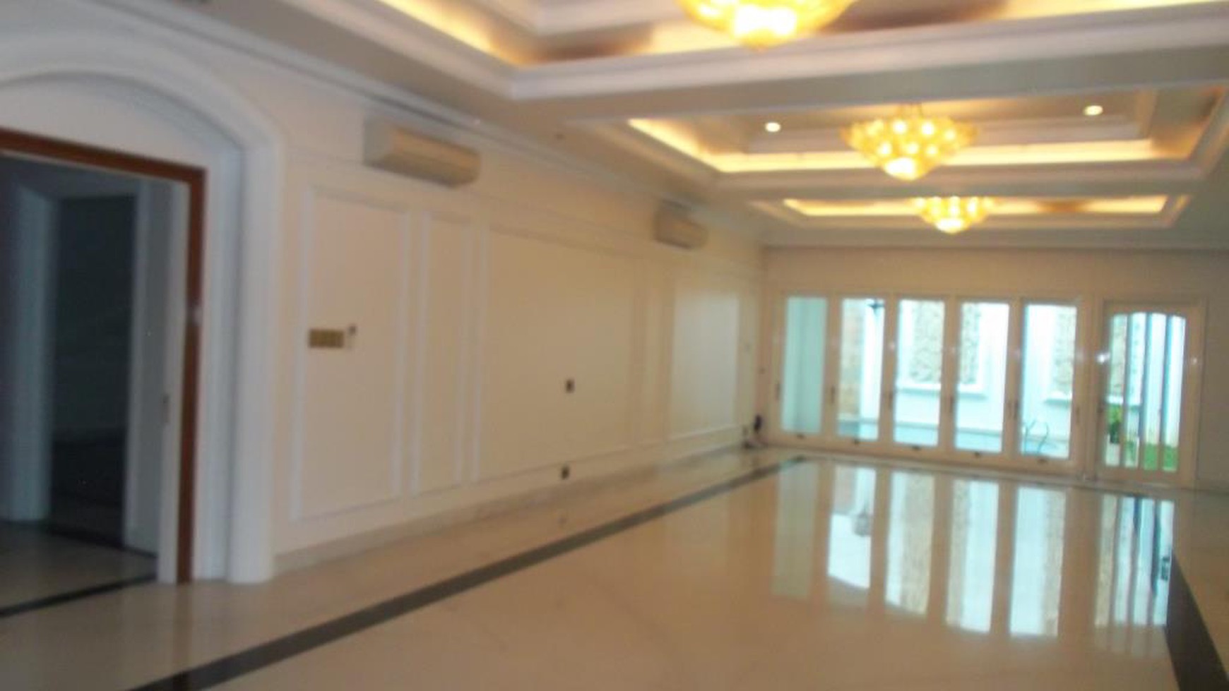 beautiful house in the prime area of Permata Hijau