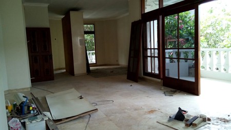 beautiful house in the prime area of Permata Hijau