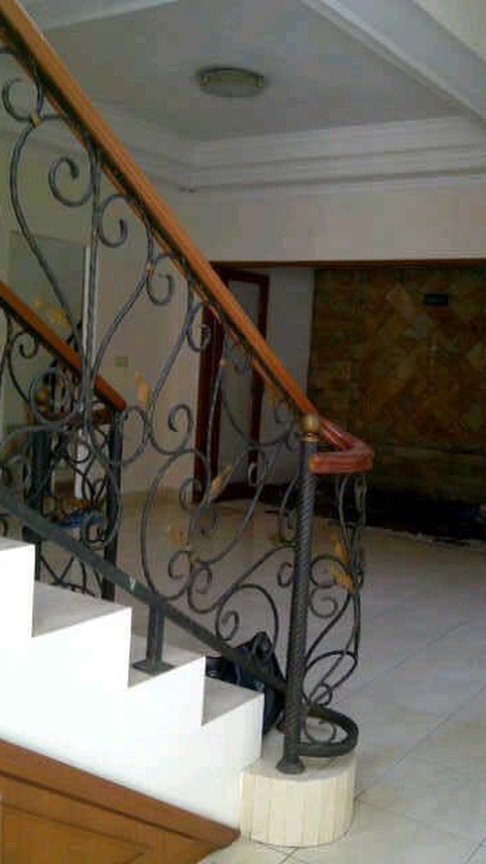 Rumah Siap Huni,strategis,Bagus di Bintaro 9